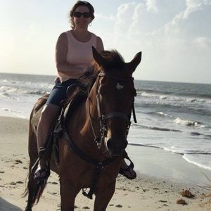 Meet your Posher, Kelly